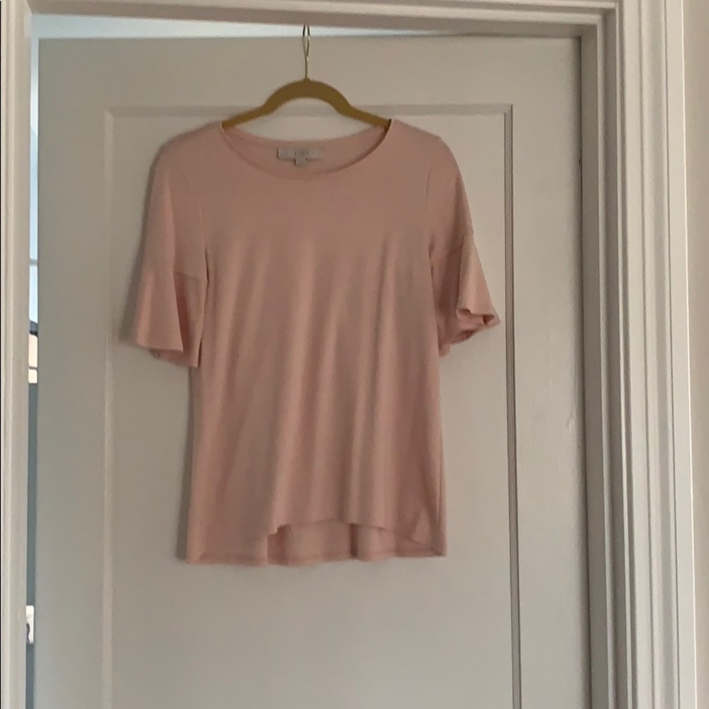 Loft top with flutter sleeves